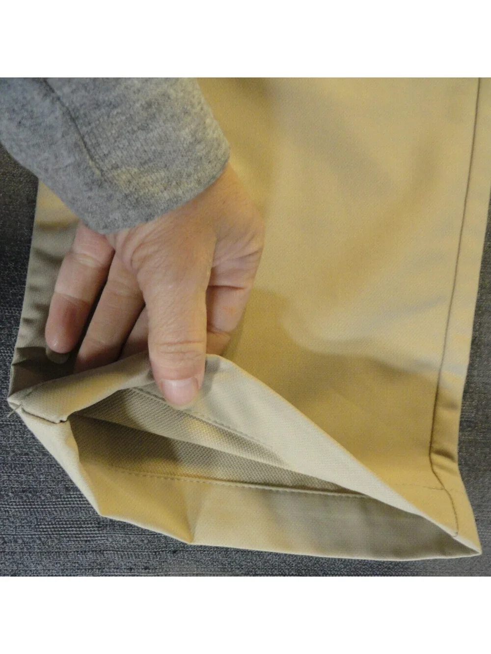 DESIGNER BANANA REPUBLIC KHAKI TAN 100% POLYESTER PANTS MENS 37x28